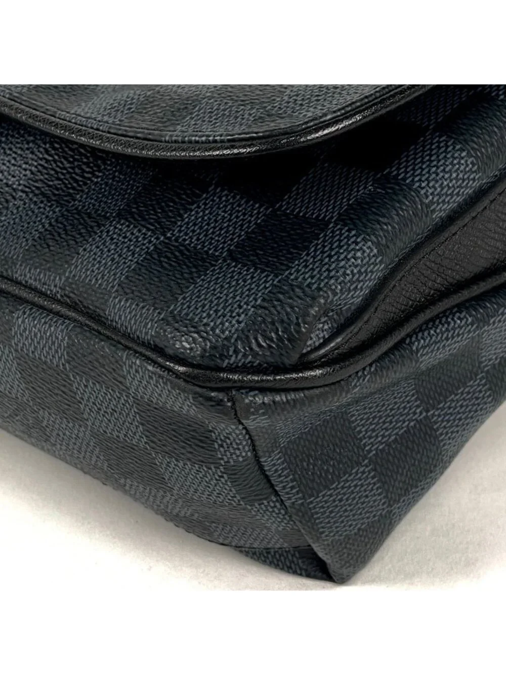 Louis Vuitton this authentic