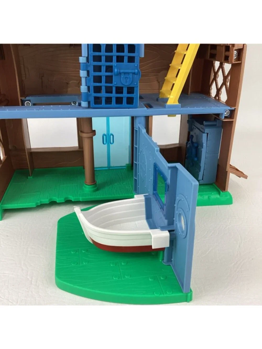 Fisher-Price clean good