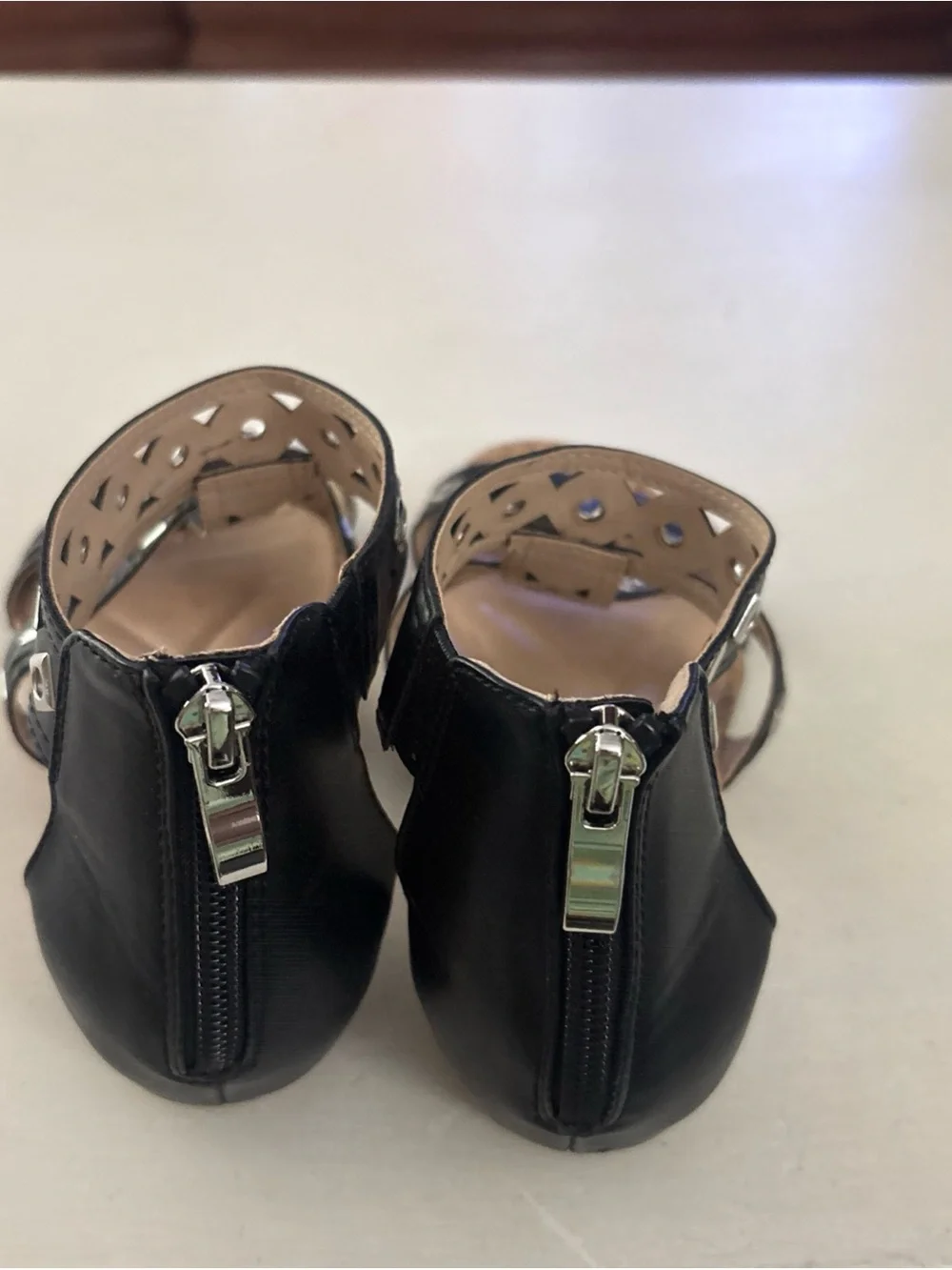 Andrew Geller chic black