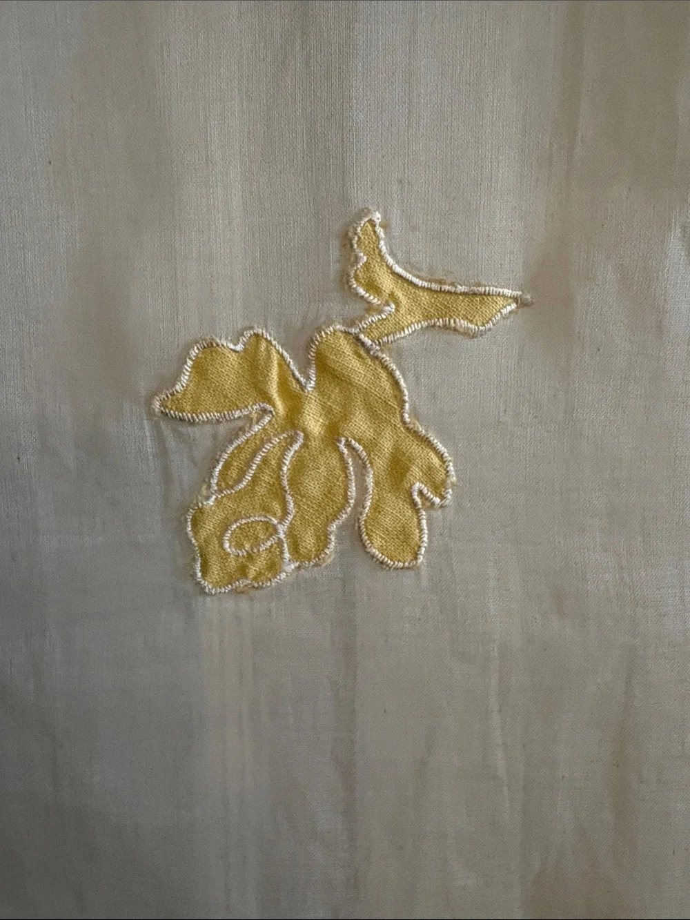 N/A vintage linen