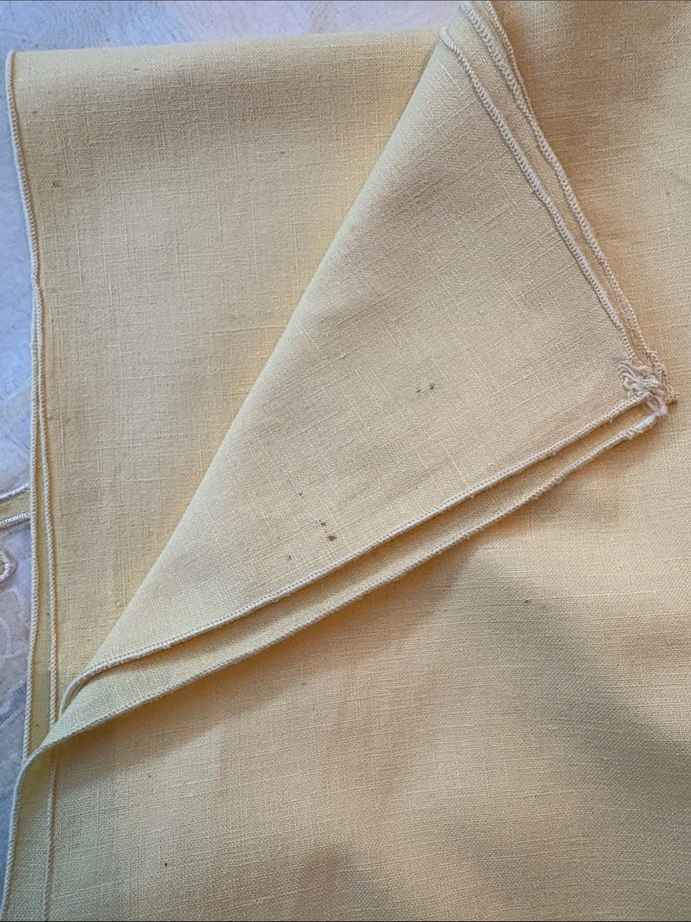 N/A vintage linen