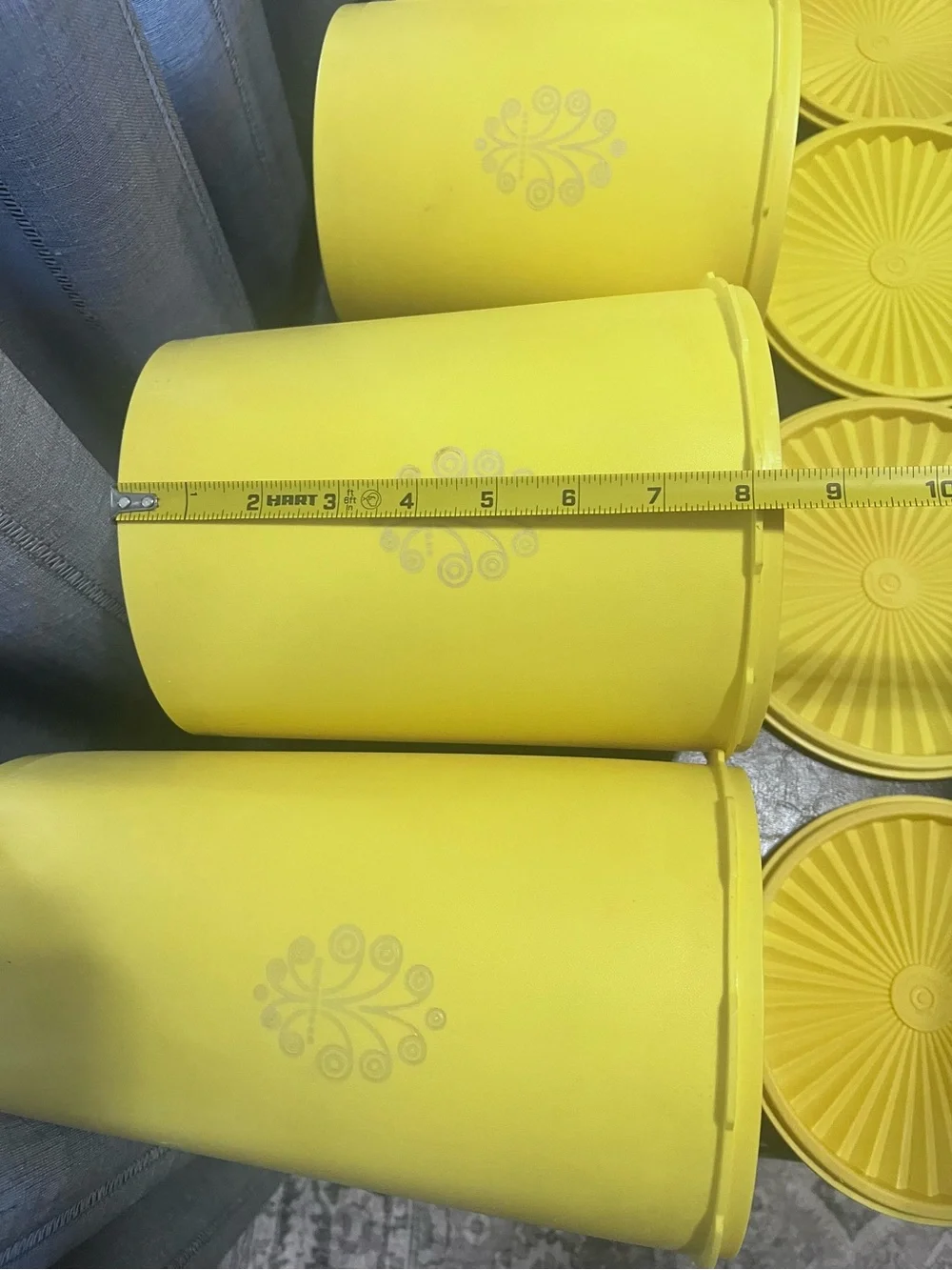 N/A vintage tupperware