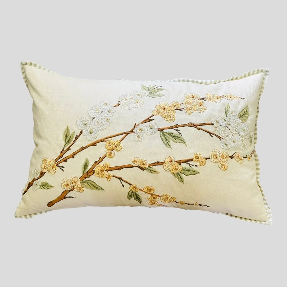 Pottery Barn minimal linen