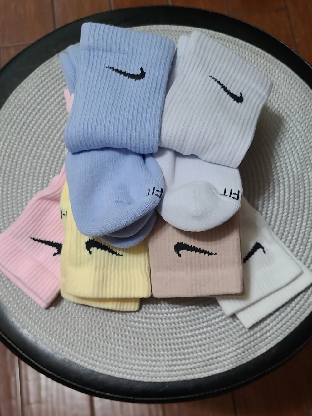 Nike Unisex Crew Athletic Socks