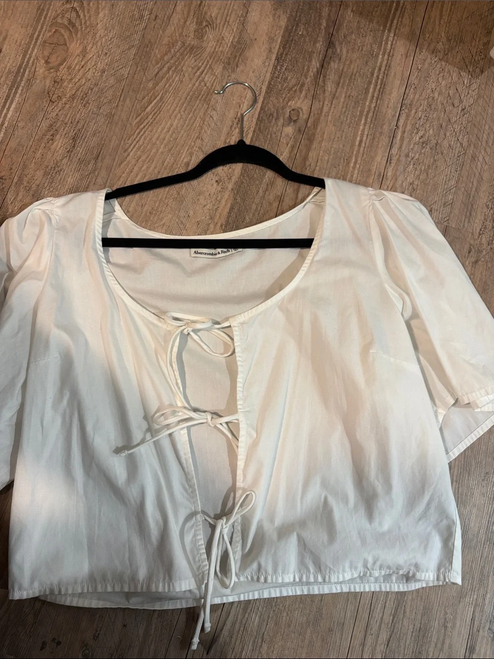 Abercrombie & Fitch cropped blouse