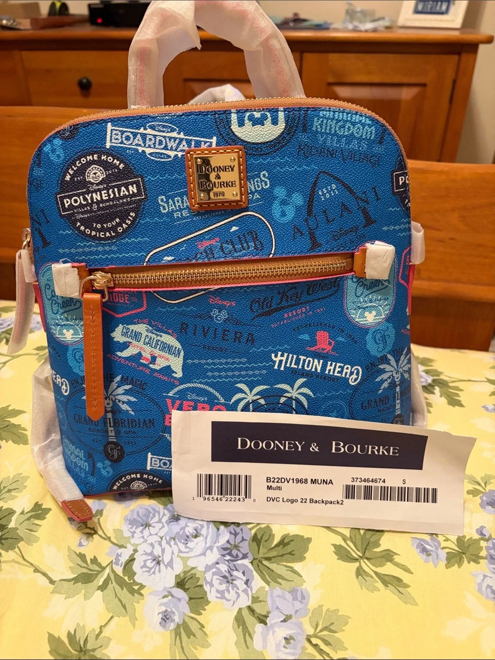 Dooney & Bourke nwot dooney