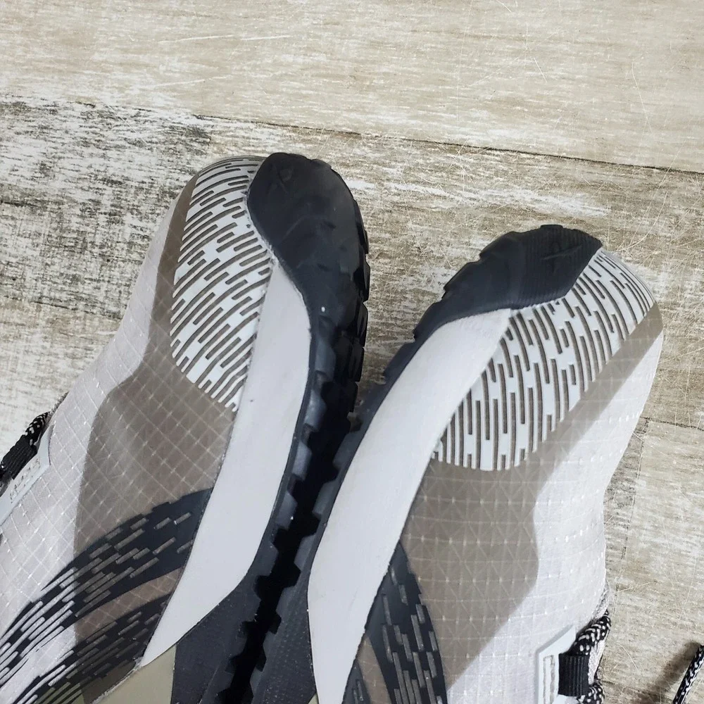 Reebok great shape