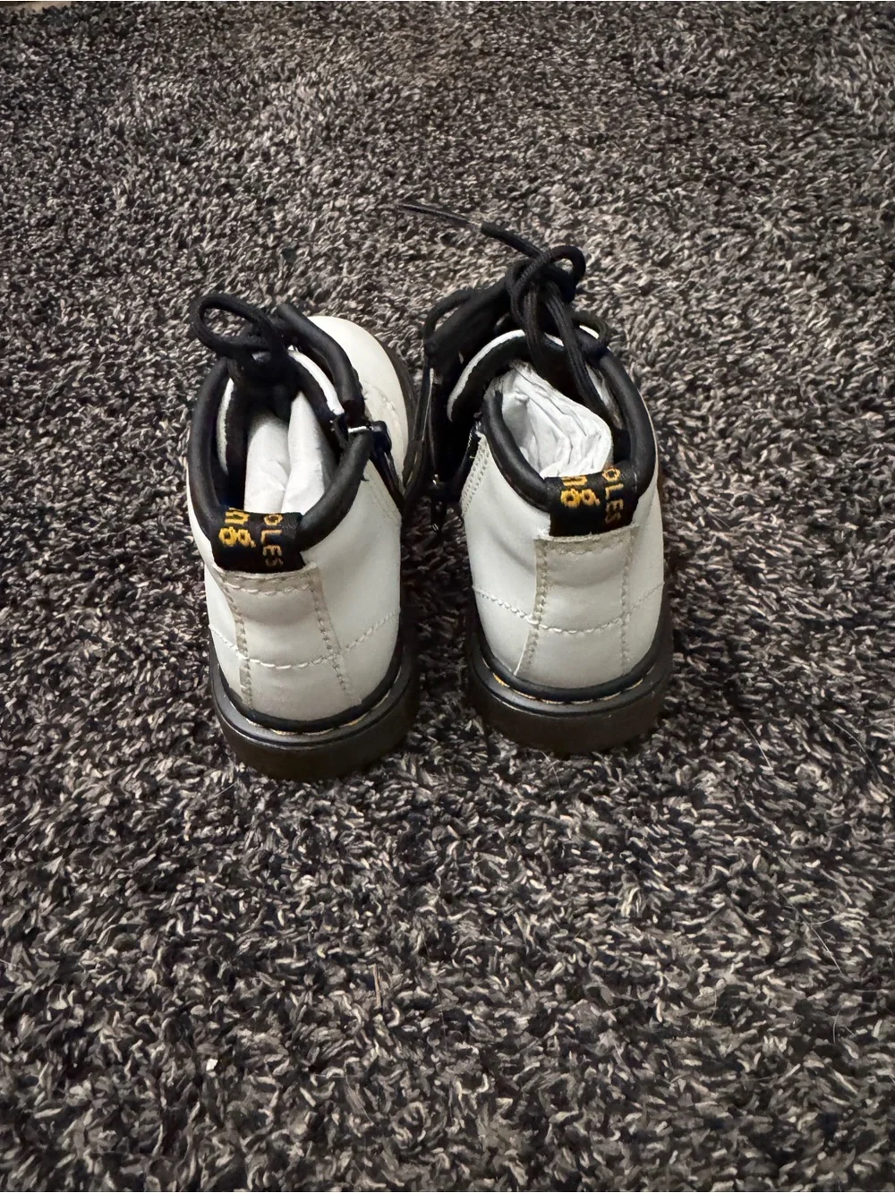 Dr. Martens classic white
