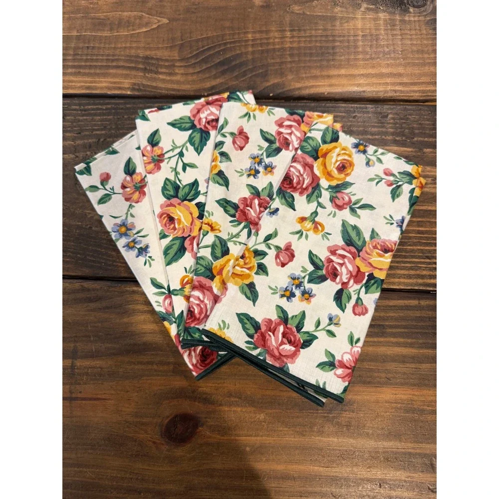Unbranded floral dinner