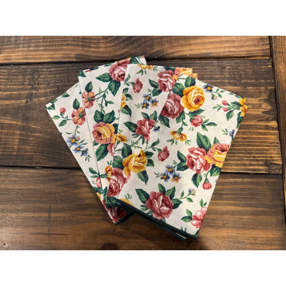 Unbranded floral dinner