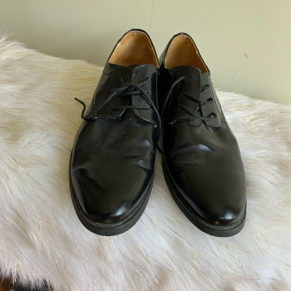 Montagut leather upper