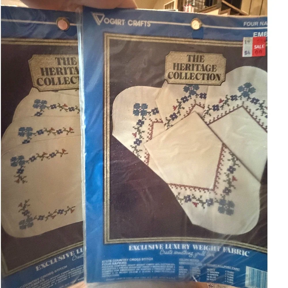Vogart Crafts Heritage Collection Stamped Embroidery Kit Napkins Placemats 8737B