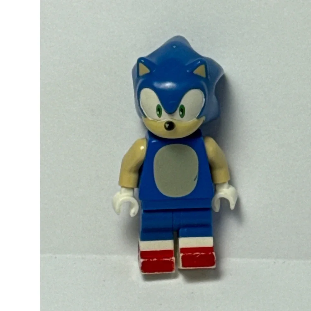 Lego some wear