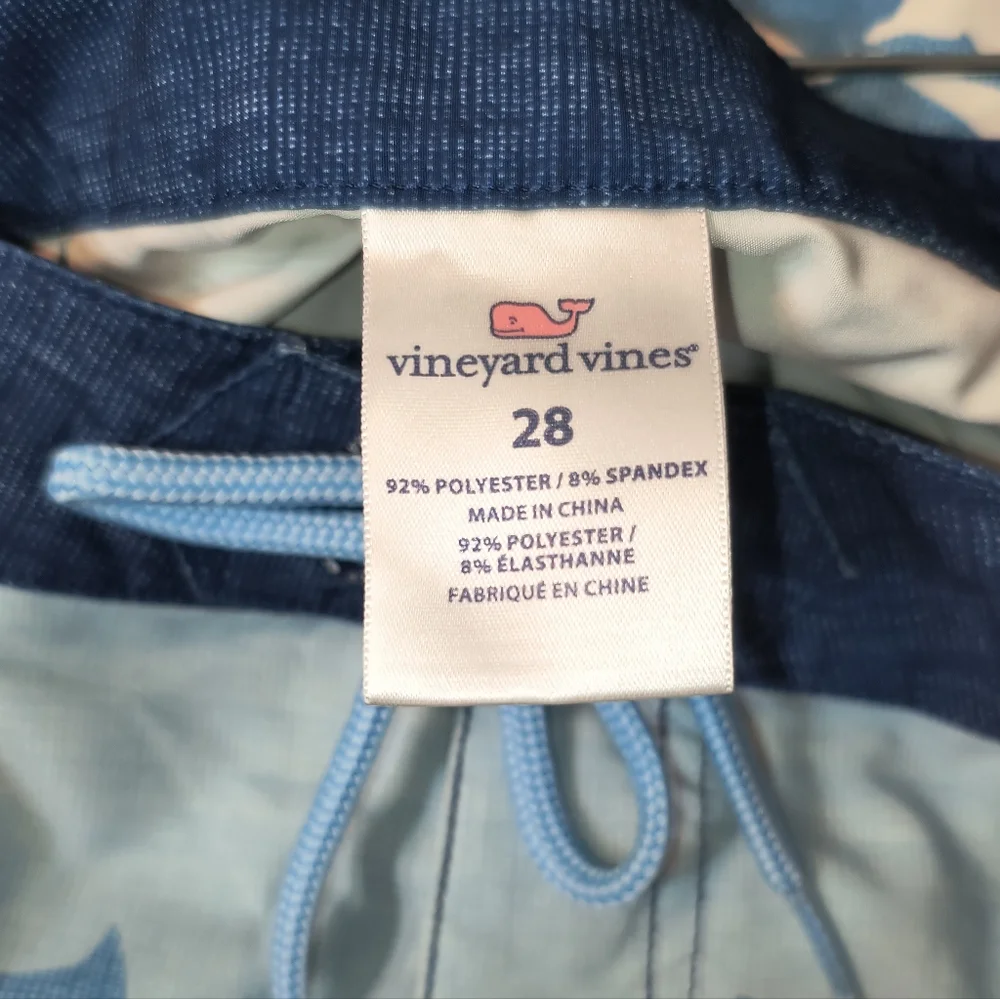 Vineyard Vines make splash
