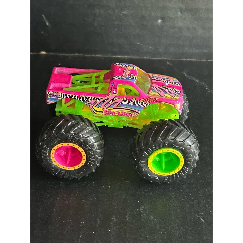 Hot Wheels Monster Jam Truck Torque Terror Neon Shocker Pink Green Loose