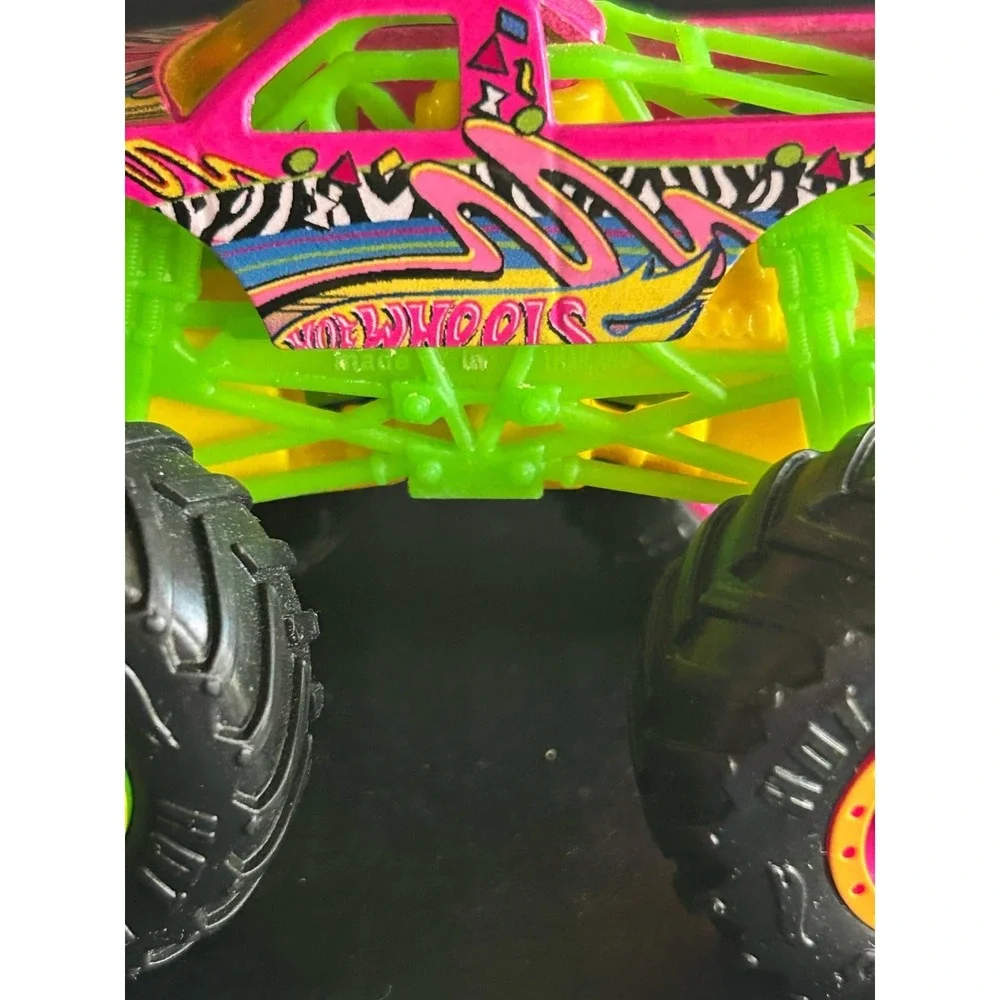 Hot Wheels Monster Jam Truck Torque Terror Neon Shocker Pink Green Loose