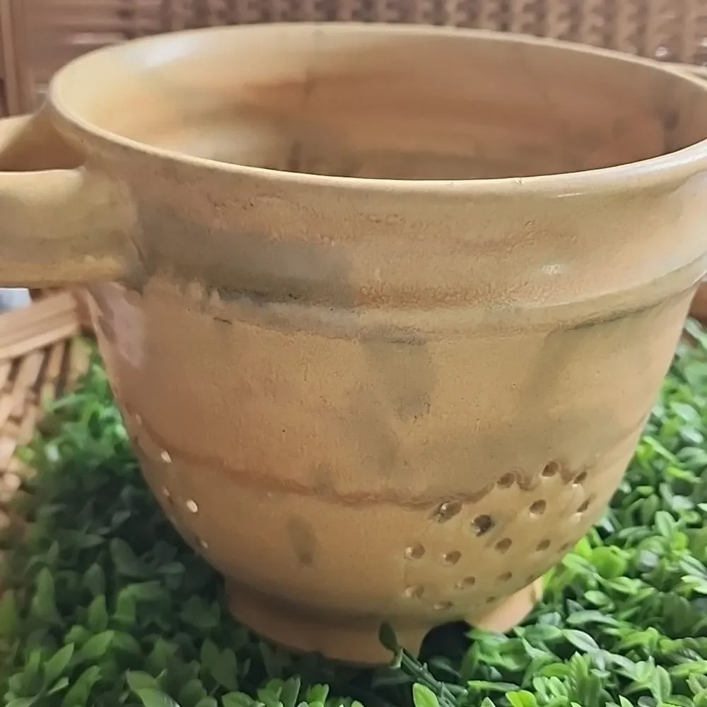 Jim Davis Pottery beautiful vintage