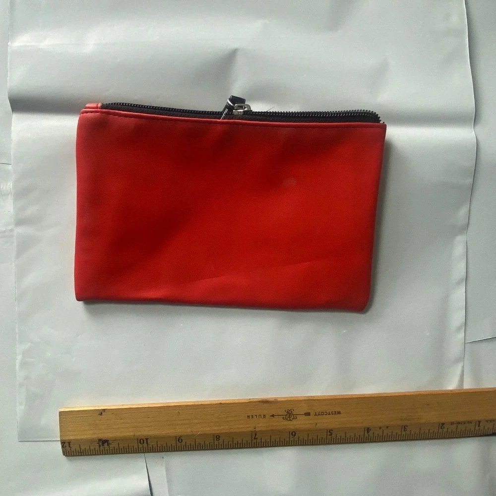 Sephora Red Makeup Bag Pouch Cosmetic Organizer Zipper‎ Closure
