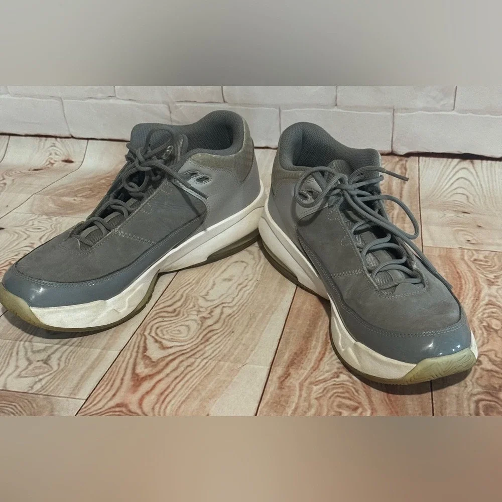 Jordan premium stride