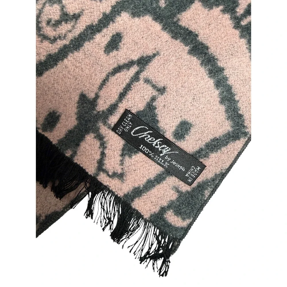 Chelsey‎ by Joseph Scarf Womens OS Pink Paisley 100% Silk Fringe Elegant Luxury