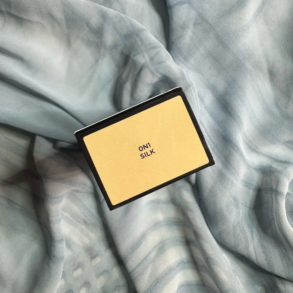 laura mercier experience smooth