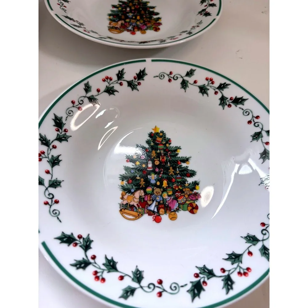 GIBSON Tree Trimmings Soup Bowl Set of 4 MINT