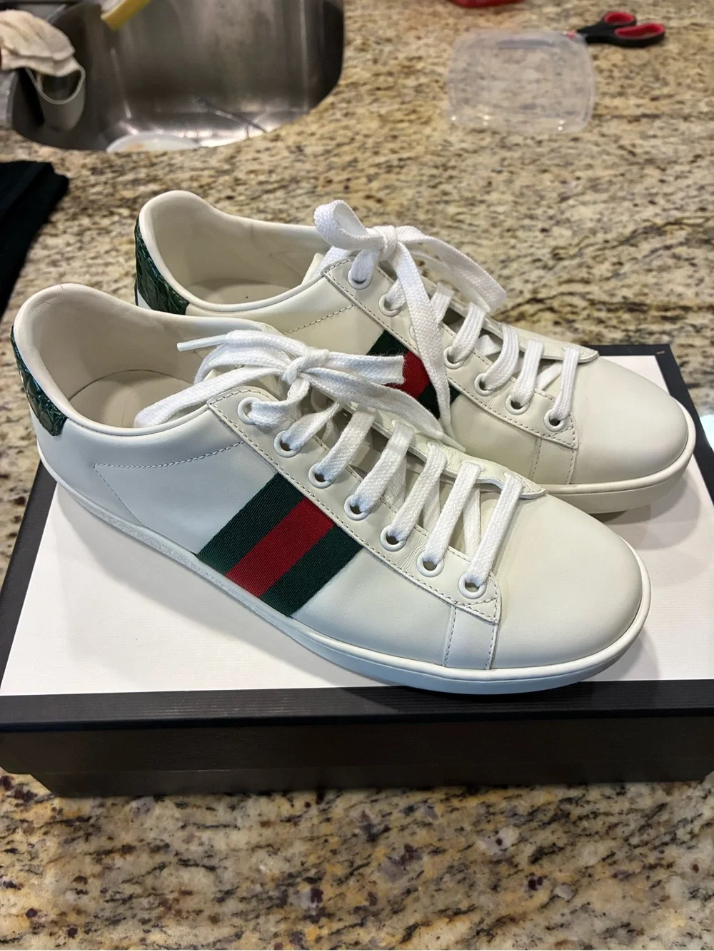 Gucci *feel free