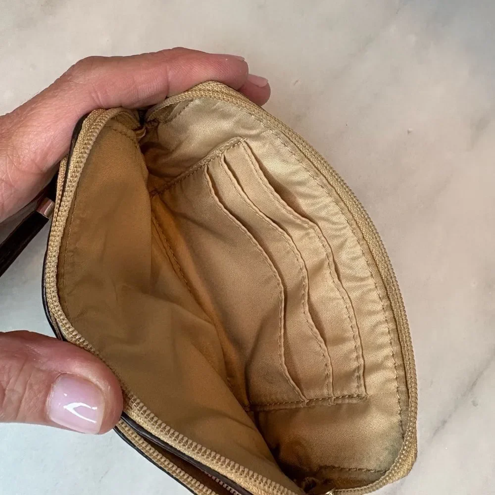 Coach this designer