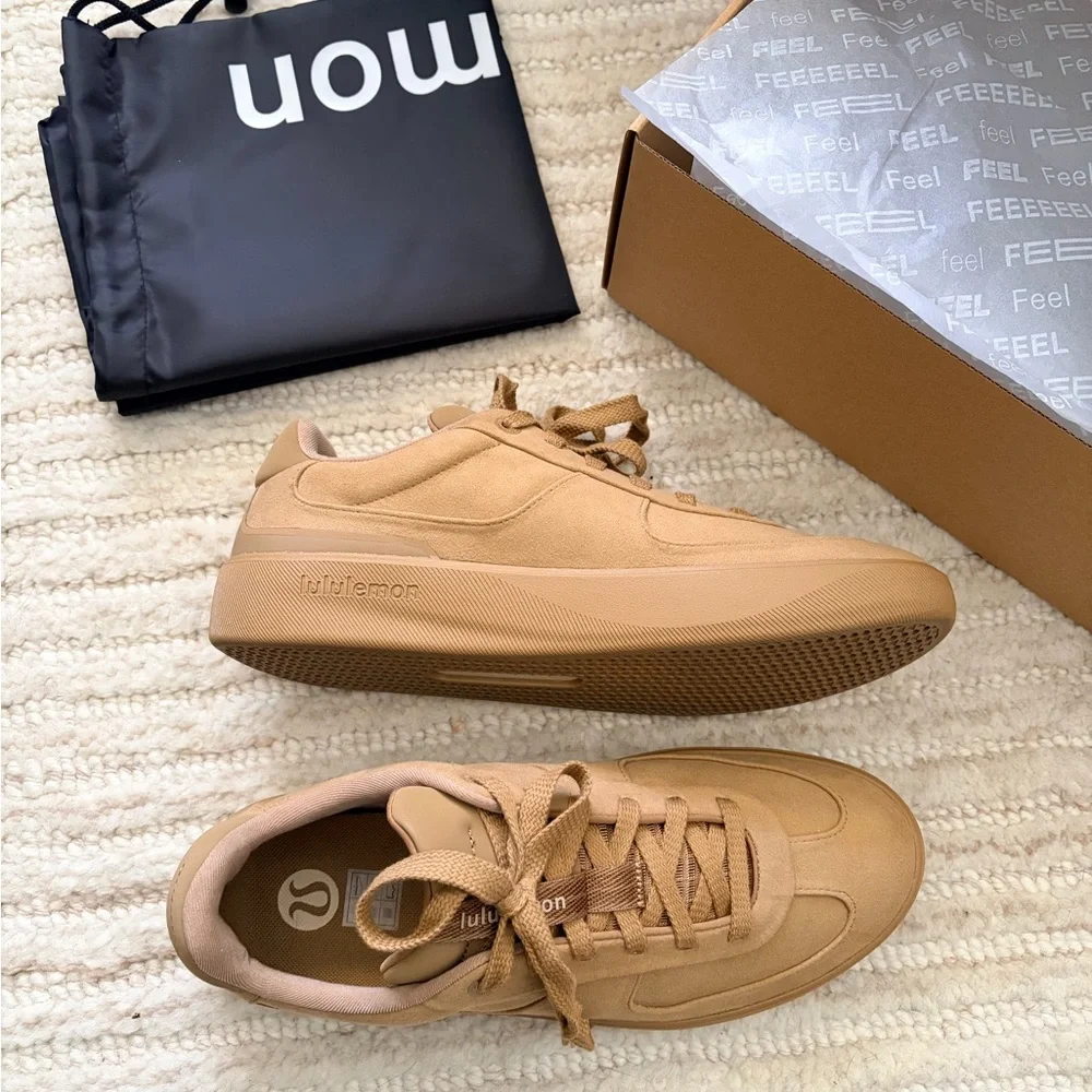 NWT‎ Men’s Lululemon Microsuede Sneakers