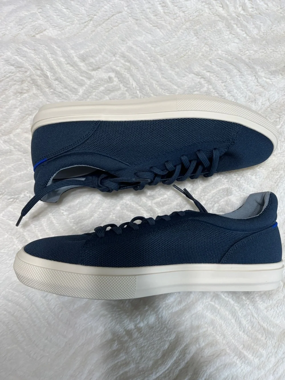 Rothys knit fast from