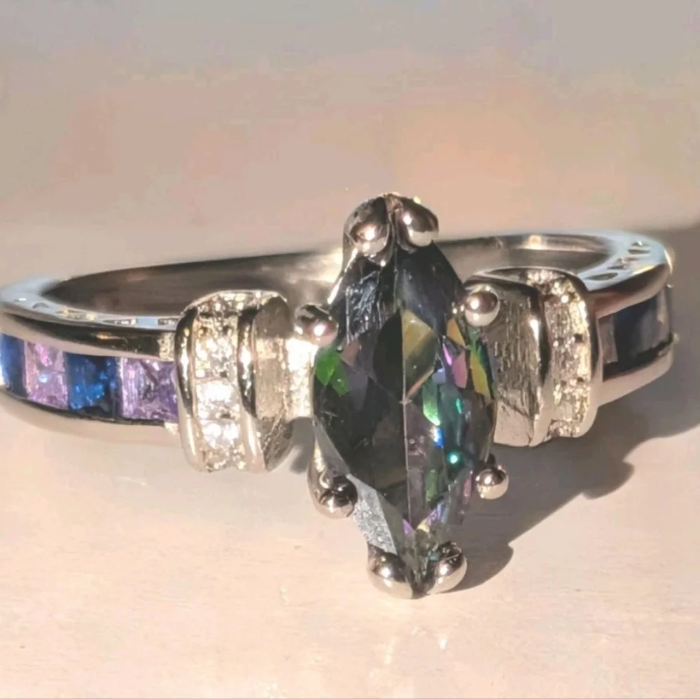 Boutique this 925