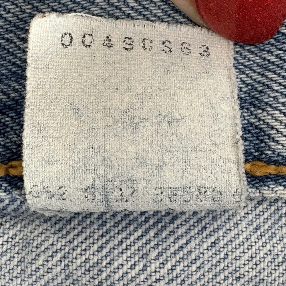 Vintage‎ Y2K Levi's 501 Button Fly Jeans Fits 36x31 Red Tab Distressed Fade Blue