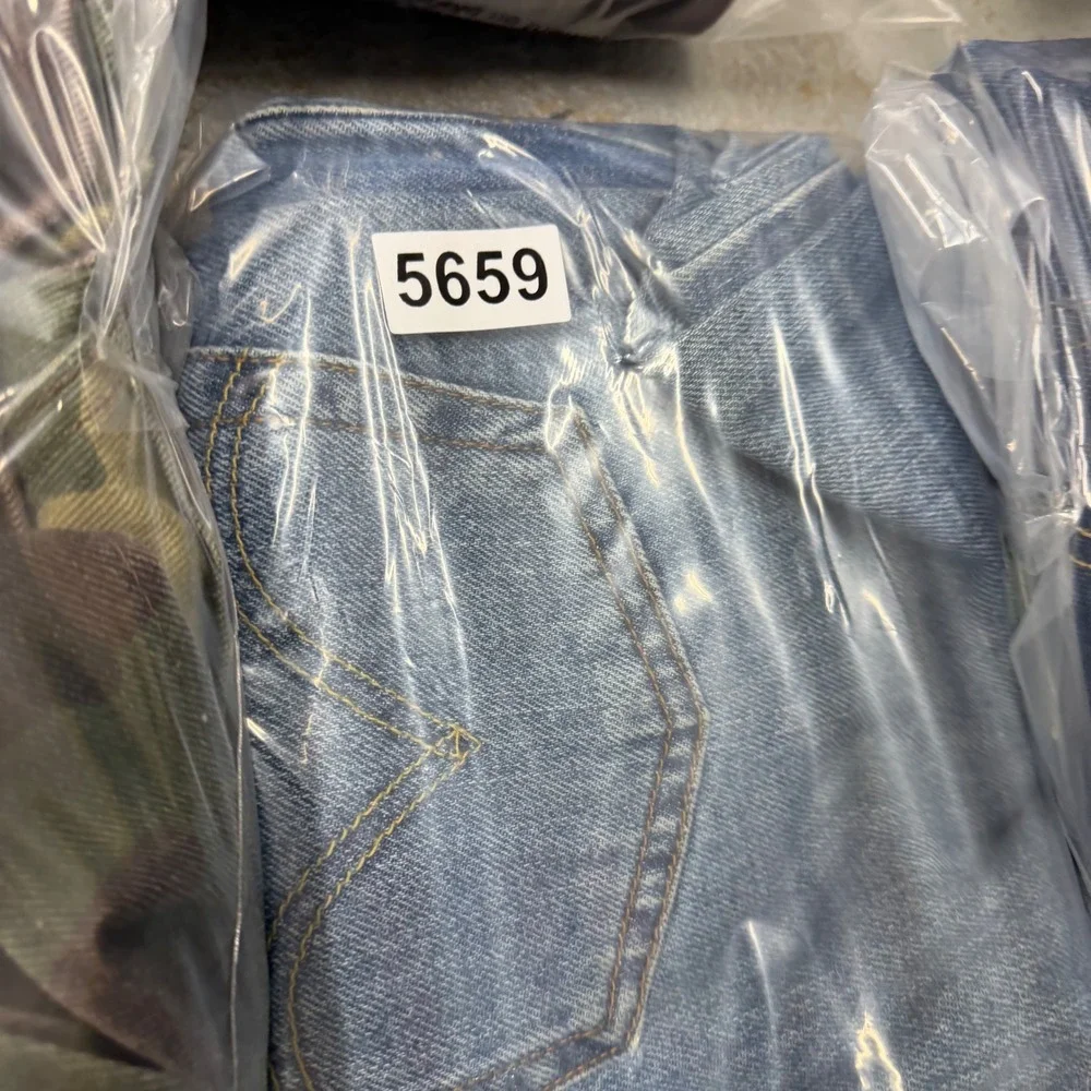 Levis levis 550