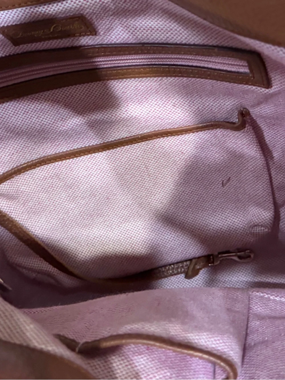 Dooney & Bourke classic dooney
