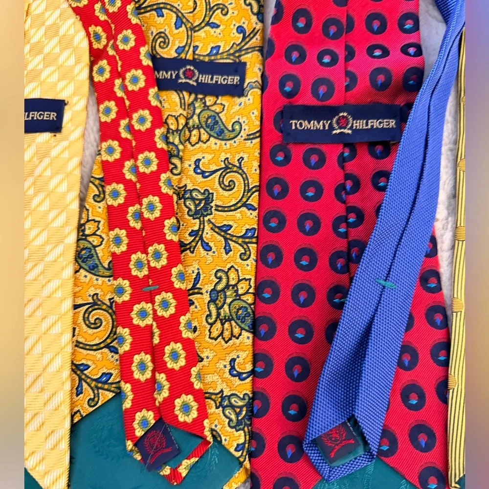Lot of 6 beautiful two toned Tommy Hilfiger 58” 100% silk tie EUC