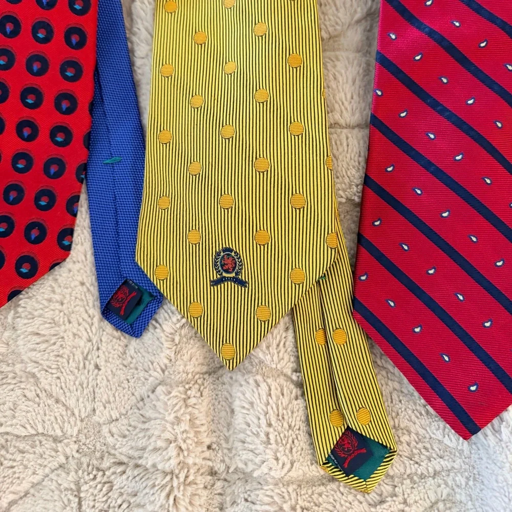 Lot of 6 beautiful two toned Tommy Hilfiger 58” 100% silk tie EUC