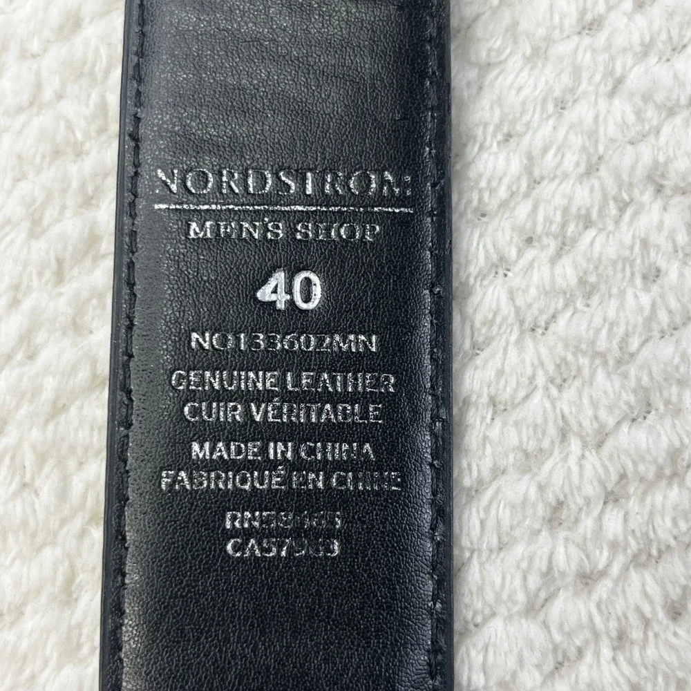 Nordstrom Mens Shop Black Saffiano Leather Belt Silver Buckle 40 NO133602MN