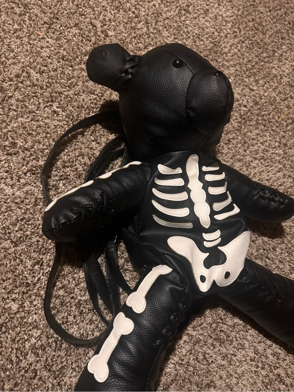 N/A black faux