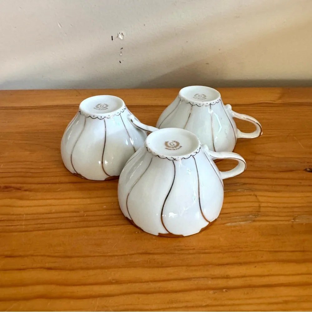 Vintage yamaka tea