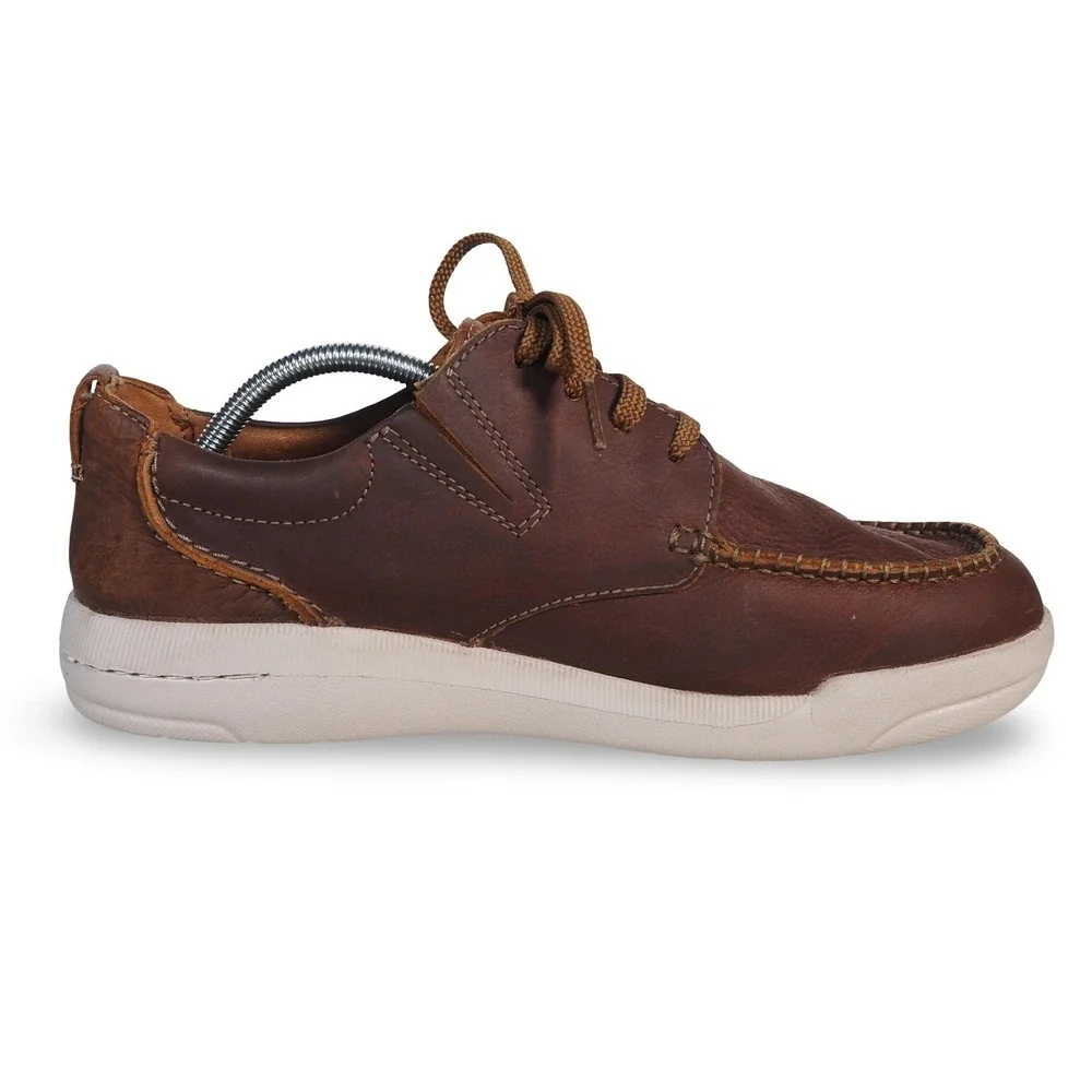 Clarks color whether step