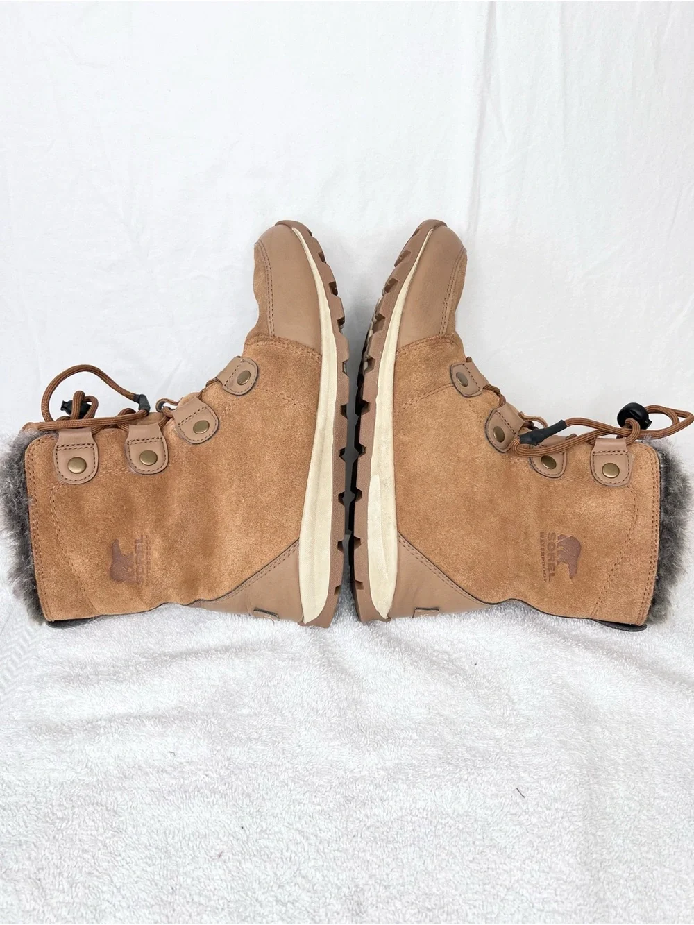 Sorel explorer brown