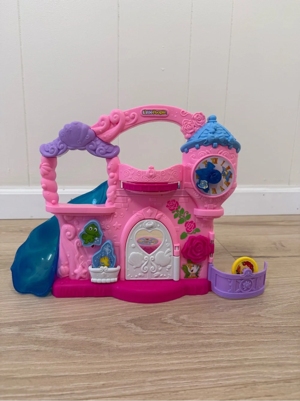 Fisher Price Little People Disney Princess Play & Go Castle