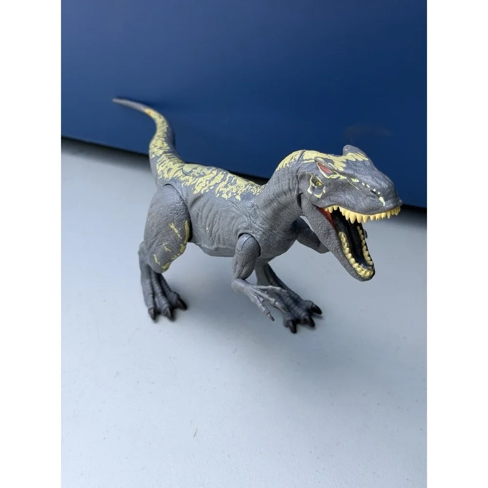 Jurassic World Roarivores Allosaurus Fallen Kingdom Dinosaur 2017 Jurassic Park