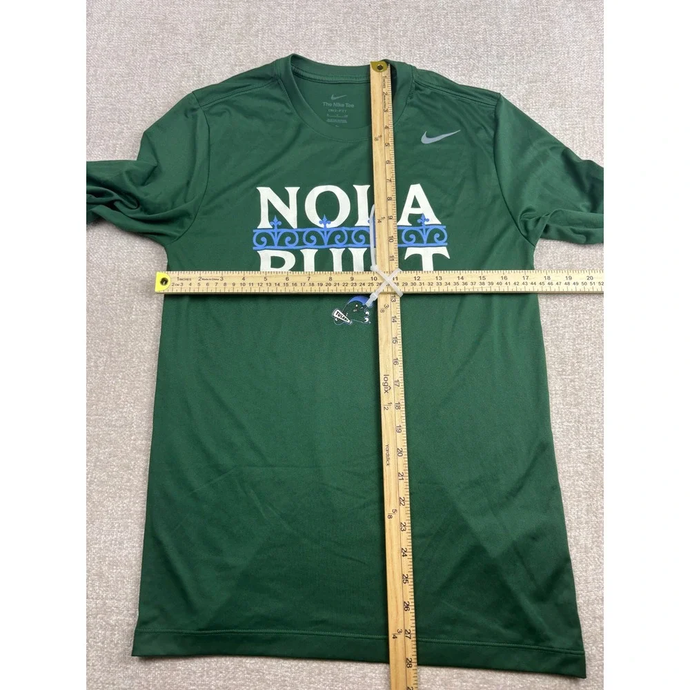 Nike neck themed perfect