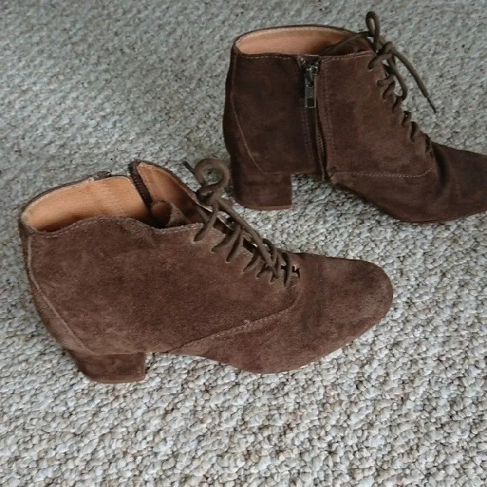Madewell the Emilia lace up boot brown size 7