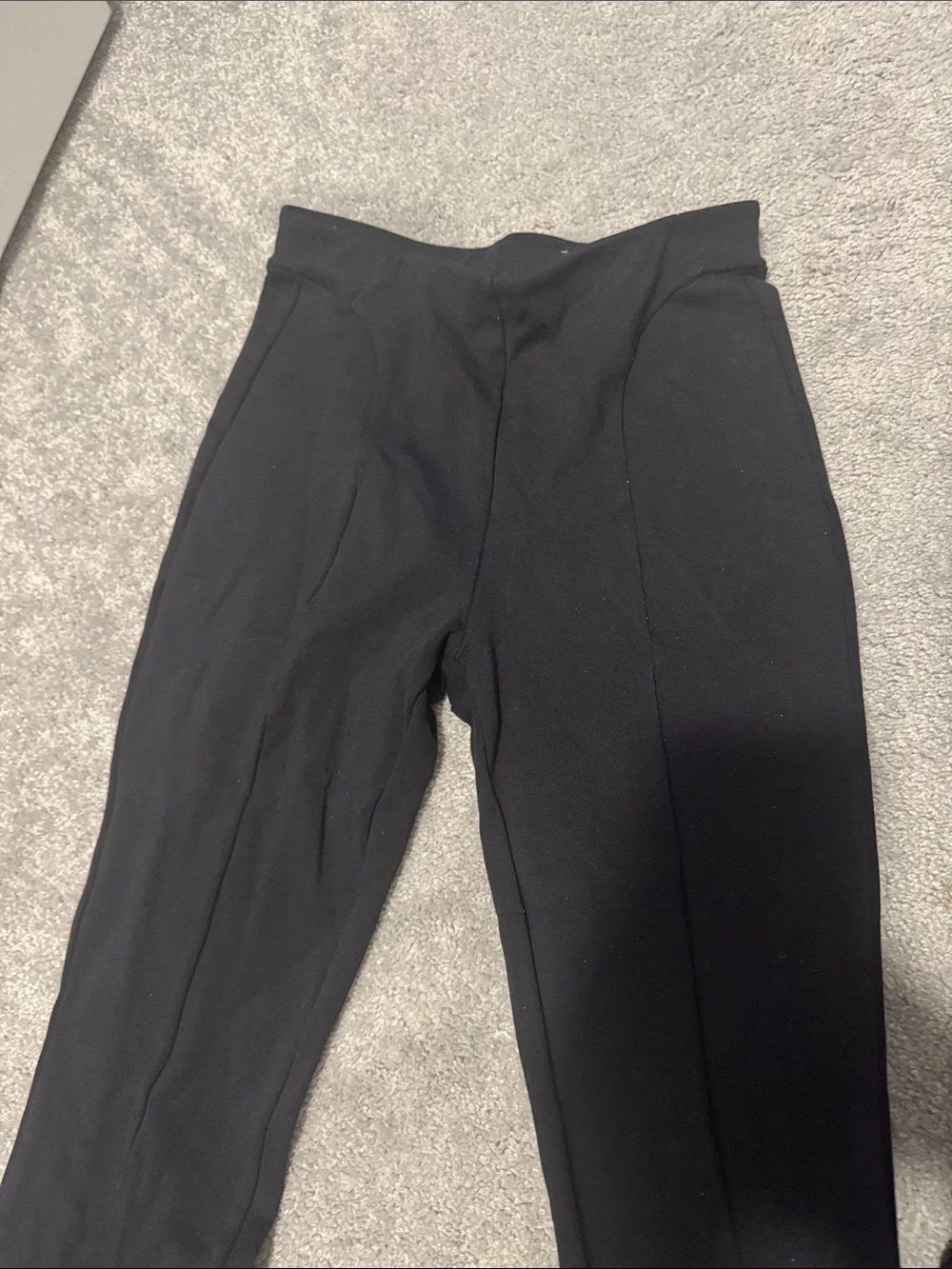 ALO Yoga black stretch