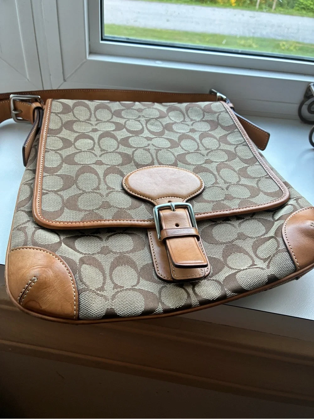 Vintage Y2K Coach Signature Canvas Crossbody Messenger Bag 6078