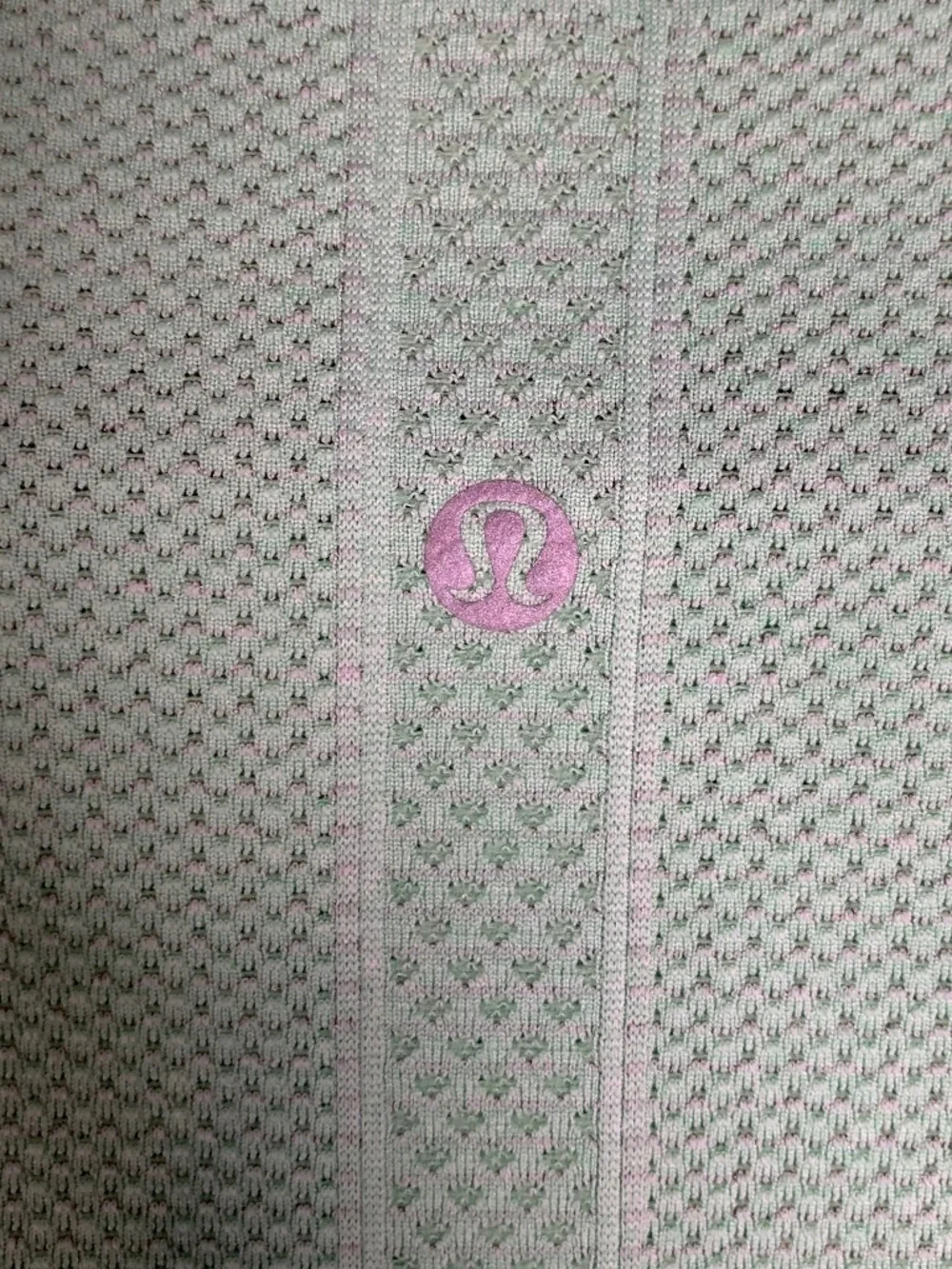 lululemon athletica no tag