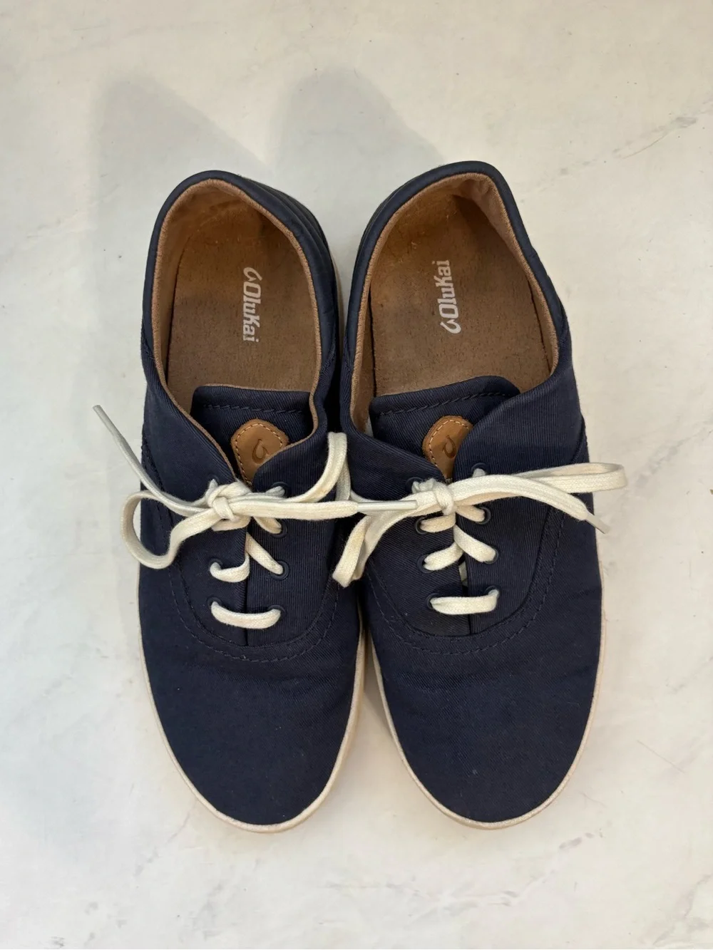 OluKai Kohu Women’s 9.5 Sneakers Blue Canvas Lace Up Casual Boat Shoes Preppy