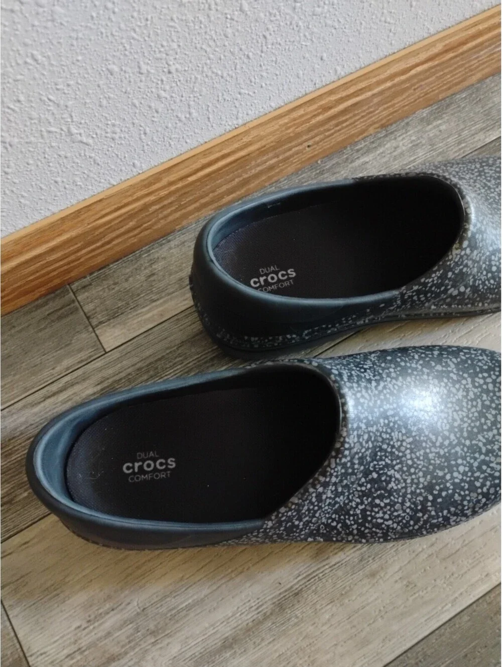 CROCS neria pro